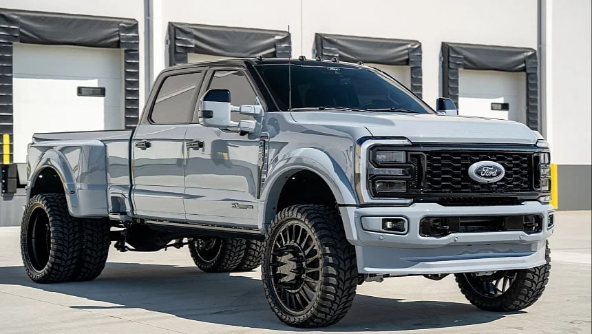 مواصفات فورد F-450 سوبر ديوتي 2024